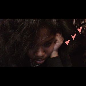 Meet your Posher, Nyla